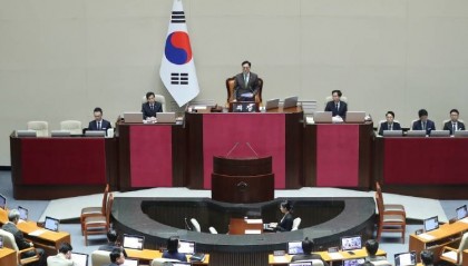 弹劾尹锡悦卡在流程上了！为啥6个法官就不行