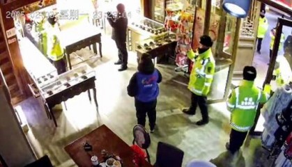 大同回应“撬锁开灯”：执行有问题，亮灯系倡议而非强制