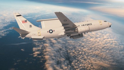 “我们的预警机看不见歼-20” 美空军预警机更新换代陷僵局