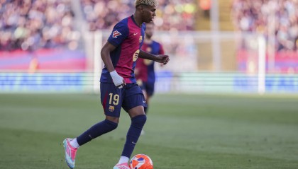 弗里克笑疯了！巴萨这“废柴”竟成中场真核？费尔明数据超维尼修斯！