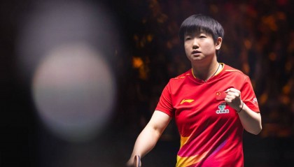 孙颖莎：和陈幸同水平伯仲之间 比赛中擦网擦边很正常