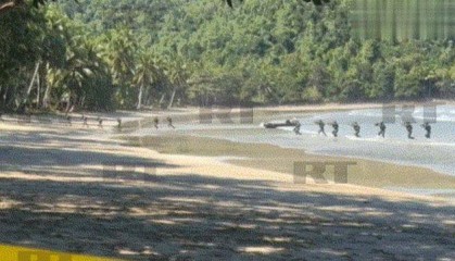 一批菲军冲上岸，对解放军“亮刀子”，中方抓紧填海，才是硬道理