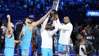 NBA讨论全明星改制:增加单挑环节 邀请球星参加扣篮大赛