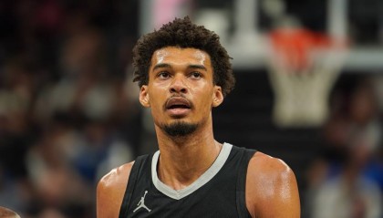 文班亚马确诊右肩深静脉血栓 将缺席本赛季剩余比赛