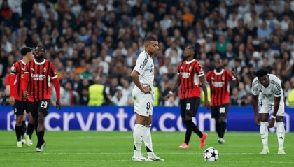 欧冠-皇马1-3米兰 各赛事两连败