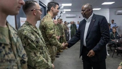 连普京都没料到！美军突然宣布重磅消息，我国防部罕见正面回应