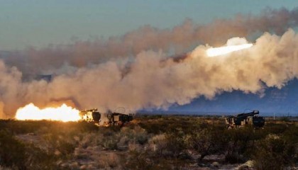 伊朗等的“契机”，终于到了！以军连夜掉头回防，炸毁15座桥梁