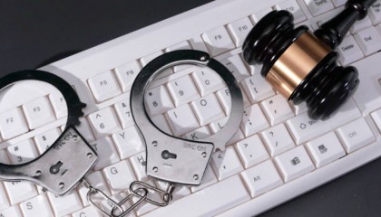 从秘书岗开始敛财！破坏秦岭生态的副部级“老虎”获刑14年