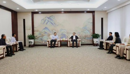 李鹏会见华电潍坊发电有限公司客人