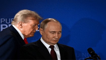 通话40分钟，普京占尽优势，最后一秒答应特朗普一个要求