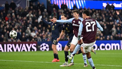 欧冠-罗杰斯读秒绝杀被吹大马丁救险 尤文0-0维拉