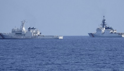 中方在南海开“首枪”，菲律宾盟友连夜撤退，马科斯终于情况不妙