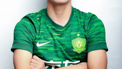 博主：北京国安撤销戴金宇一线队报名，补报中场球员魏家傲