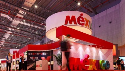 “我们首先考虑中国，中国是经济大国”