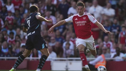 阿森纳喜迎萨卡伤情好转，双核复出助力英超争冠