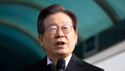 李在明终于成功复仇，把曾权势滔天的检察厅，亲自送到了尽头