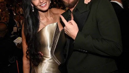 外媒曝黛米摩尔与加菲已同居 二人年龄相差20岁