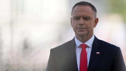 早安!世界丨波兰总统签署决议，同意北约部队驻扎；美国丢了大单，丹麦不买“爱国者”