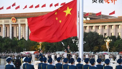 【央视快评】新时代的光荣属于每一个挺膺担当的奋斗者