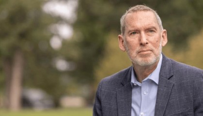 国际顶尖肺癌专家宣布已患肺癌三年：这是一种荣幸，可亲身体验患者经历的一切