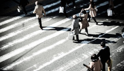 泡沫破裂前后：1980年代以来日本银行货币政策历程