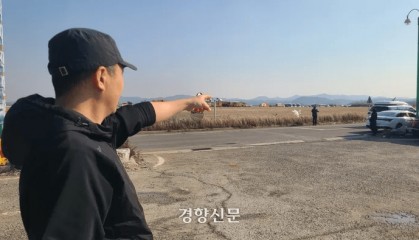 砰砰砰！巨响后爬上屋顶，他300米外拍下韩客机失事全程：热浪扑来像蒸桑拿