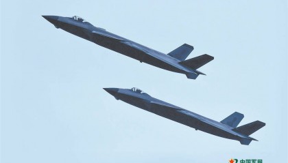 中俄三款隐身战斗机齐聚珠海为观众献技