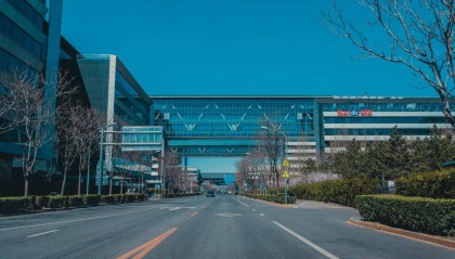 百度副总裁女儿开盒网暴孕妇，深夜道歉，女儿微博账号自行申请关闭