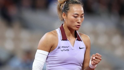 郑钦文晋级法网32强，即时排名升至第五，下轮将战加拿大18岁奇才姆博科