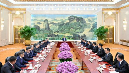 习近平集体会见上海合作组织成员国外长理事会会议外方代表团团长