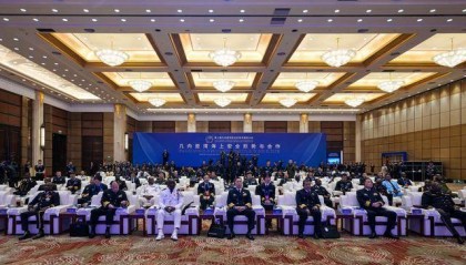 中国海军帮加蓬海军修理护卫艇 加蓬海军参谋长提供一个细节