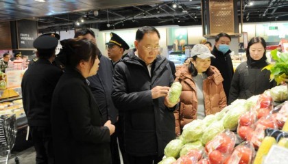 郝生旺督导检查曲江新区春节前市场监管工作