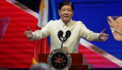 菲情况不妙，抗议爆发，要求马科斯下台，军方也蠢蠢欲动