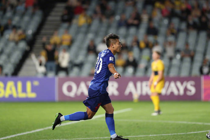 2球领先遭绝平!亚冠-于汉超传射 申花2-2中央海岸水手