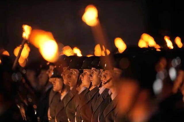 乌克兰败退后,谁来接棒对抗俄罗斯?德军预感不妙,宣布重磅决定