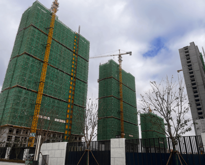 调查|“11元海景房”背后的银滩楼市:低价拍卖博眼球成套路,新房价高出二手房3倍