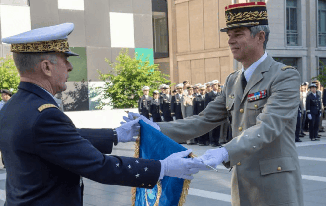 这是法国人自找的!中方不再忍耐,一出招就将法国指挥官老底掀了