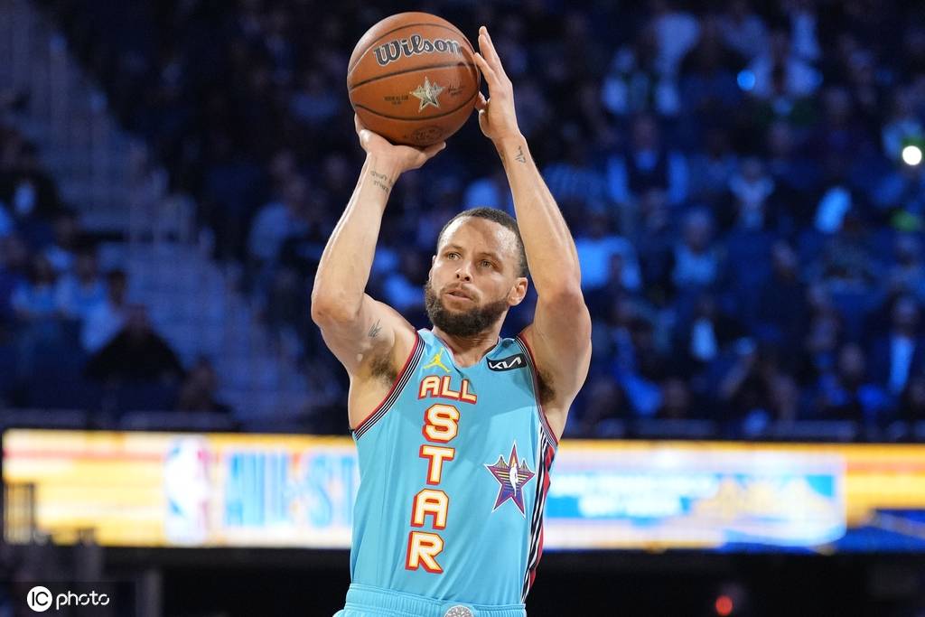 圆满!库里两场合砍20分 生涯第二次夺全明星MVP