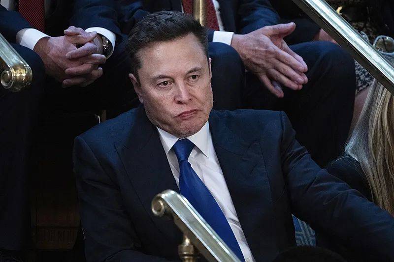 马斯克经济版图现裂痕