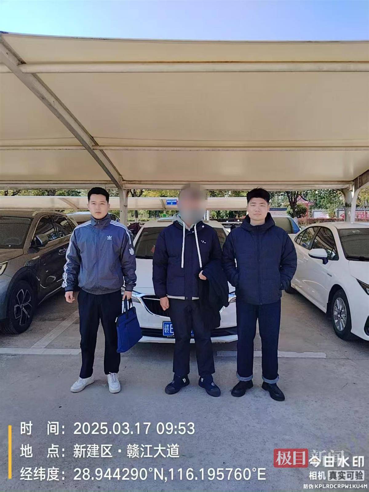 年近八旬老人退休金仅每月2000余元,竟被这个小伙子当成提款机