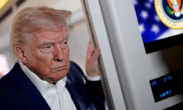 全球抛售美债,中国按兵不动,关键时刻,特朗普最担心的事情发生