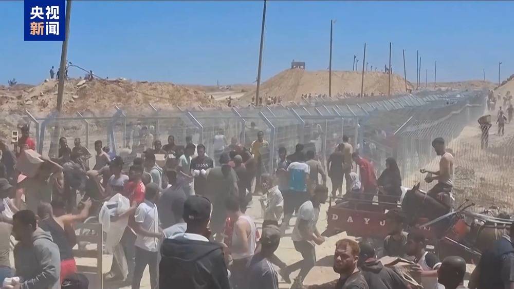 加沙民众:他们骗人去领物资 然后就把人打死