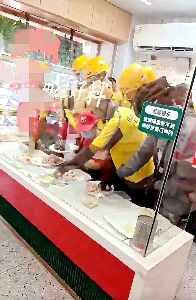 外卖平台“补贴大战”,到底谁在买单?