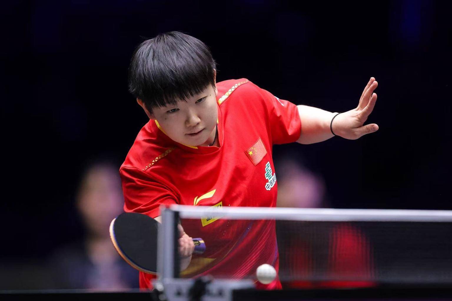 孙颖莎王曼昱单打爆冷出局 “曼迪”女双险胜强敌