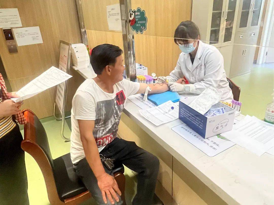 健康关爱暖人心!湾沚区总工会为部分农民工及新就业形态劳动者送上免费健康体检