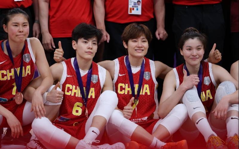 杨舒予谈落泪:和姐姐们最后一次打亚洲杯,人生总要有点挑战