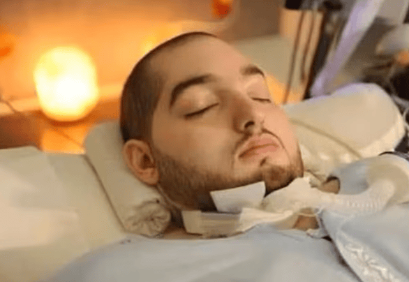 早安!世界丨日本执政联盟输掉参议院选举;特朗普政府开始审查马斯克的SpaceX公司