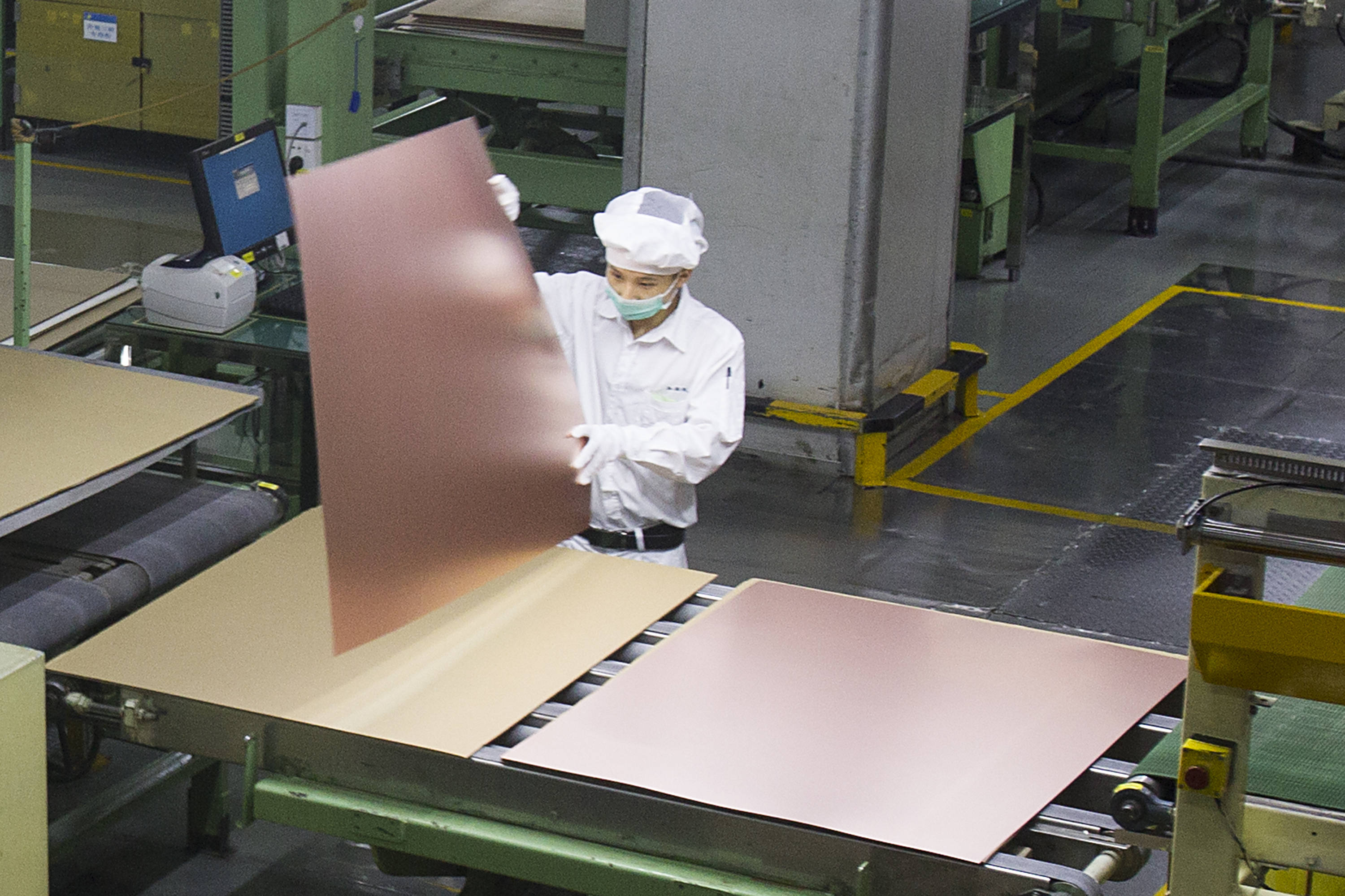 东莞首家千亿市值上市公司诞生!来看是谁→