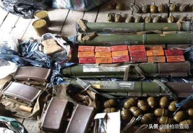 魔幻的乌克兰:除了漂亮的嫩模,还有遍地手榴弹!