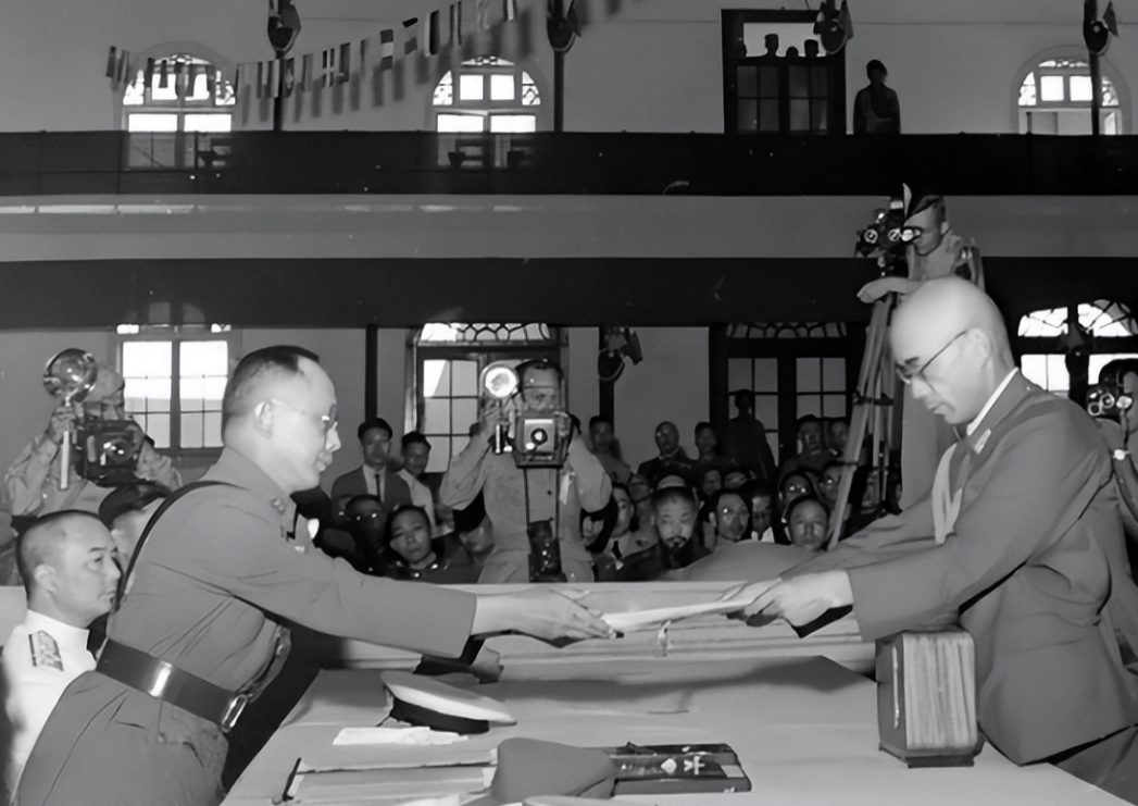 彻底不演了!石破茂打破30年惯例,不打算发表“日本战后80年谈话”